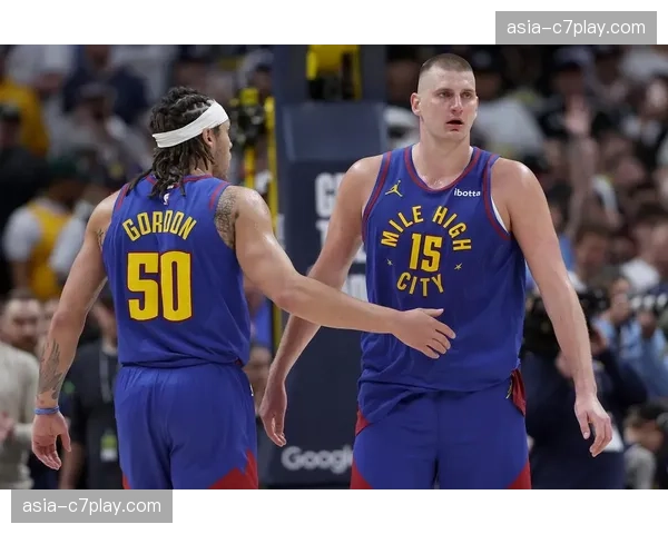 深度战术分析：掘金凭借无解挡拆战术击穿骑士防守体系